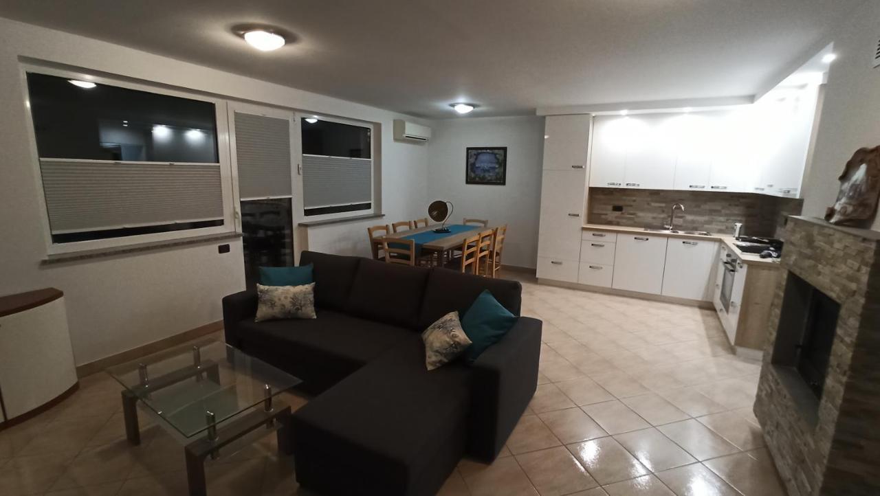 Apartma Apollonio Črni Kal エクステリア 写真