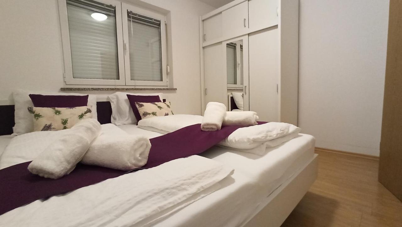 Apartma Apollonio Črni Kal エクステリア 写真